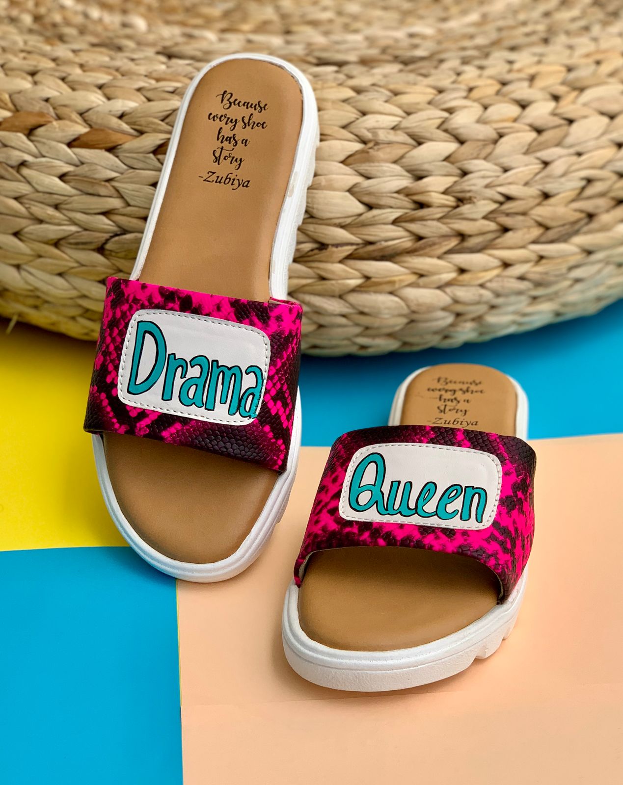 Drama Queen Snake Pink White Base Slides