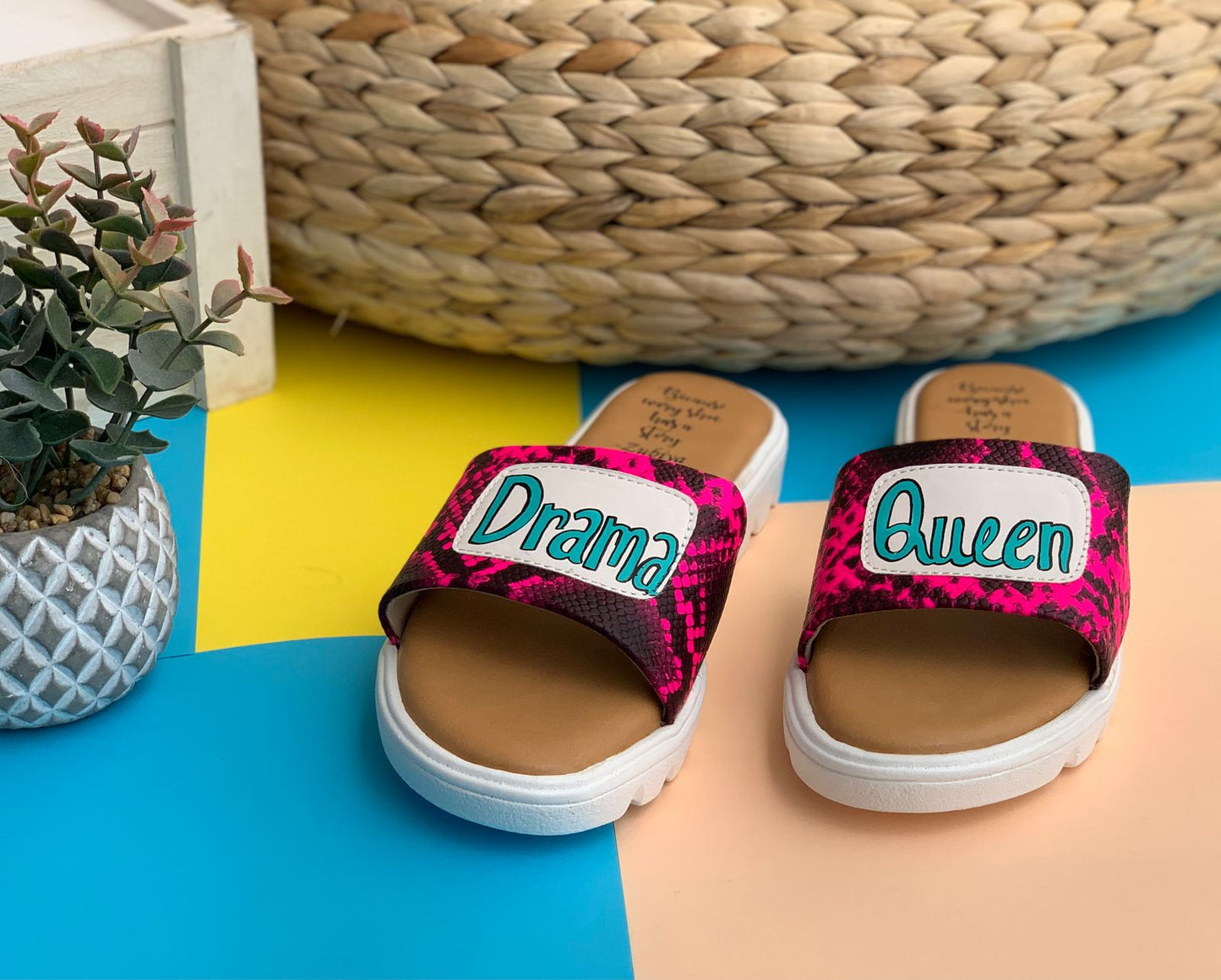 Drama Queen Snake Pink White Base Slides